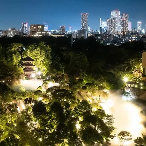 ***** Hotel Chinzanso Japan